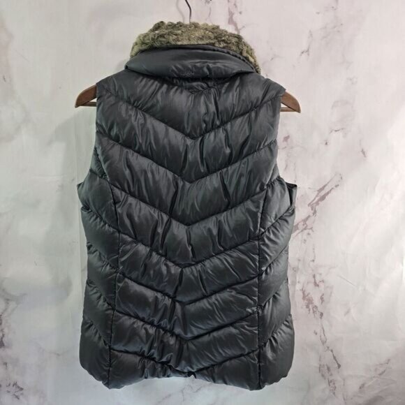 Eddie Bauer Down Vest Womens Small Gray Zip Faux Fur Quilted Puffer Coat 650 FP - Picture 5 of 10